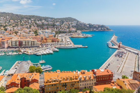 Bratislava získava letecké spojenie s Francúzskom novou priamou linkou do Nice