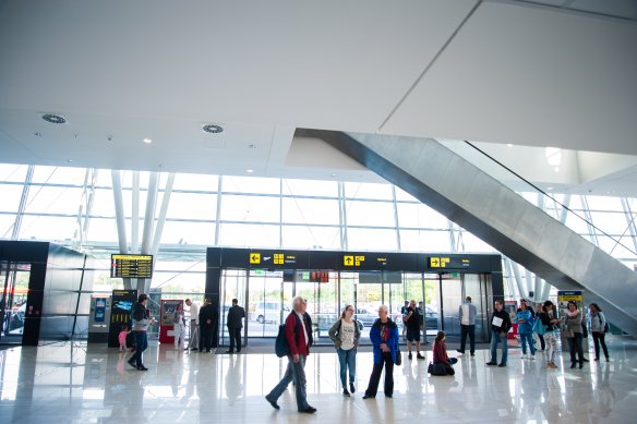 Letisko Bratislava vybavilo v auguste 48-tisíc cestujúcich