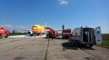 Cvičenie: výskyt neznámej chemickej látky na palube lietadla