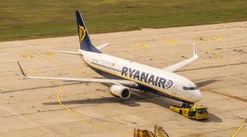 Ryanair spúšťa z Bratislavy prestupné lety cez Miláno